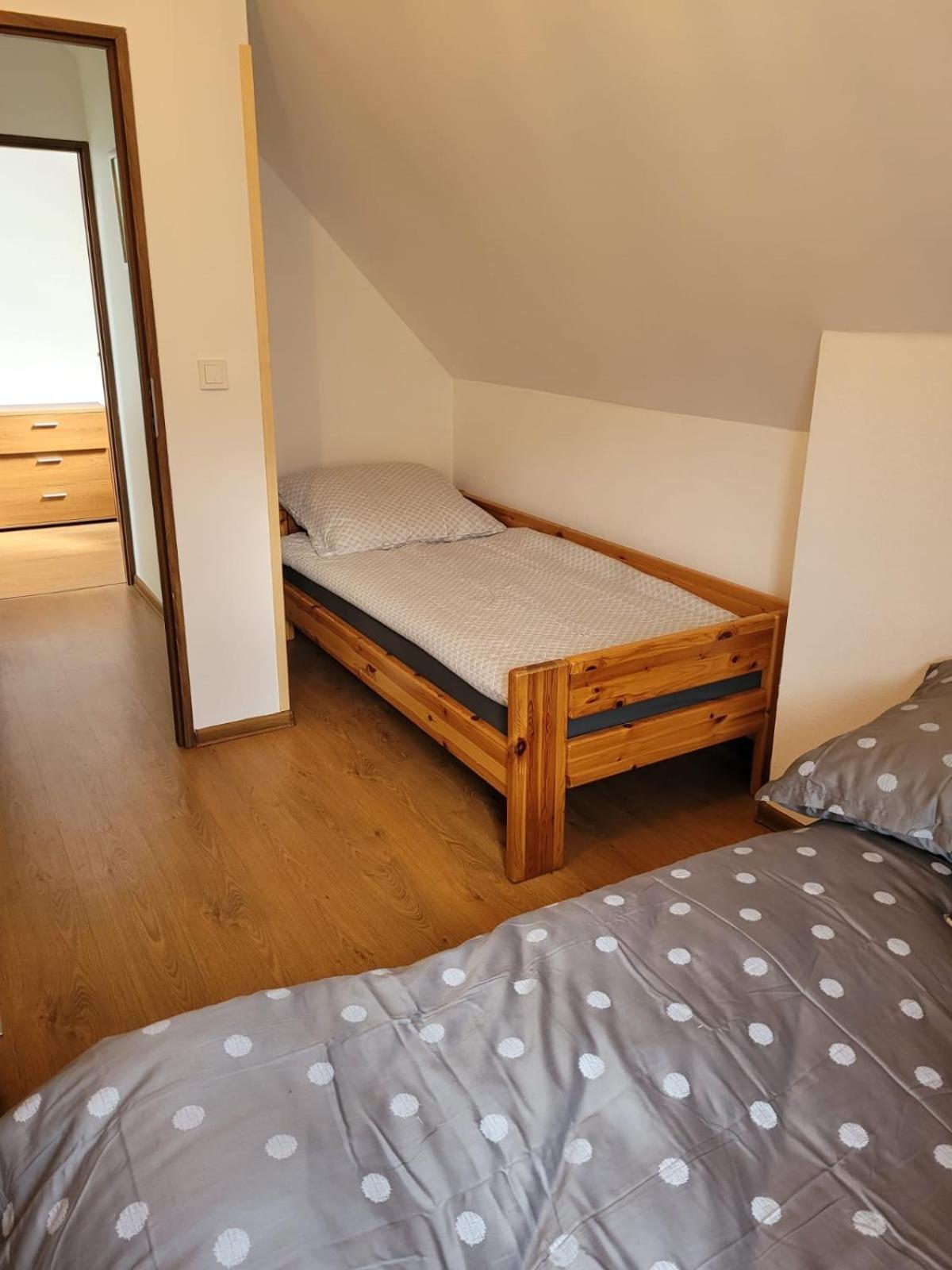 Dom Wakacyjny Merlin Nad Jeziorem Jodlow Slawa Radzyn Exterior photo